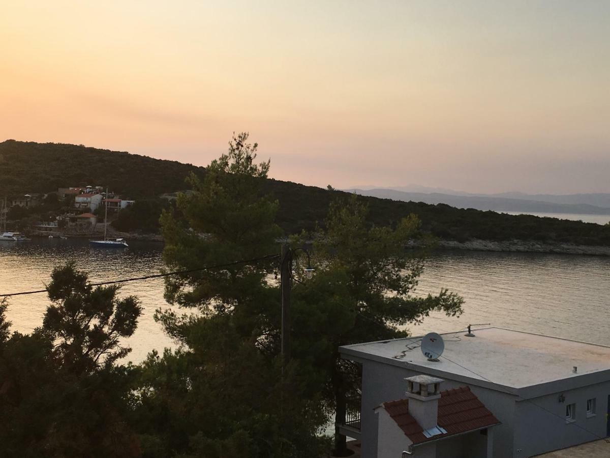 Adriatic Queen Gdinj Zewnętrze zdjęcie